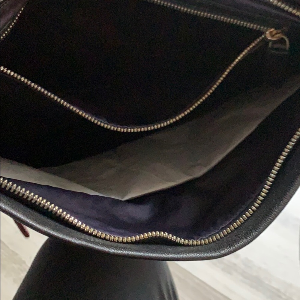 Large Clutch - image 4